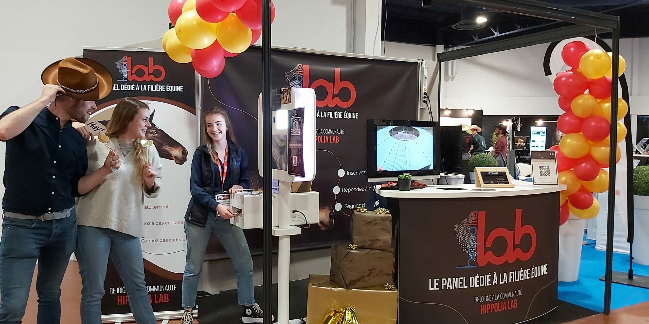 stand hippolia lab panel borne photos salon du cheval angers